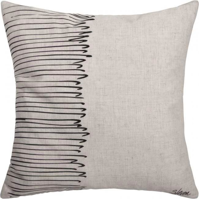 Renwil  Pillows item PWFL1298
